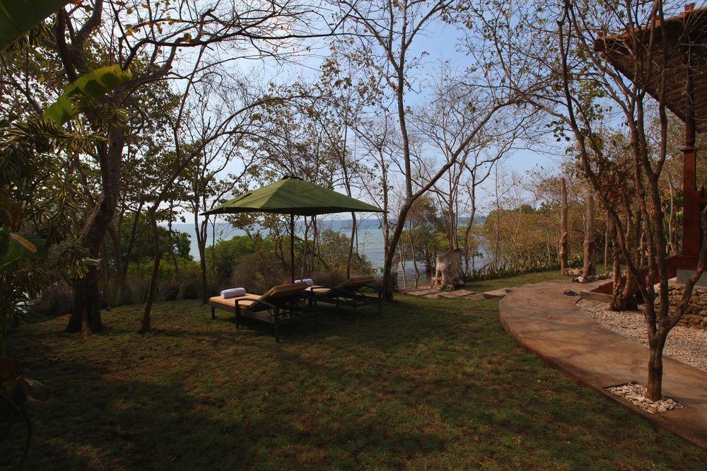Plataran Menjangan Luxury Residence Suites บันยูเวดัง ภายนอก รูปภาพ